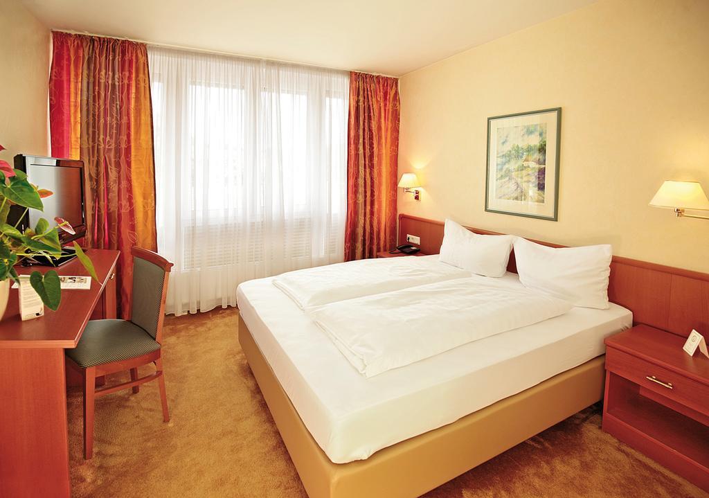 Landhotel Goldener Acker Morsbach  エクステリア 写真